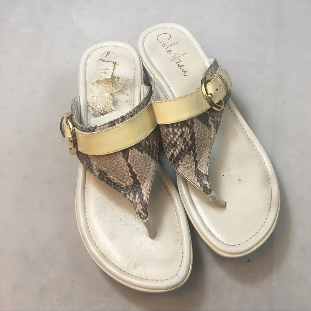 Cole Haan Women Snake Yellow Nike Air Comfort Buckle Thong Sandals Size 8B Maddy